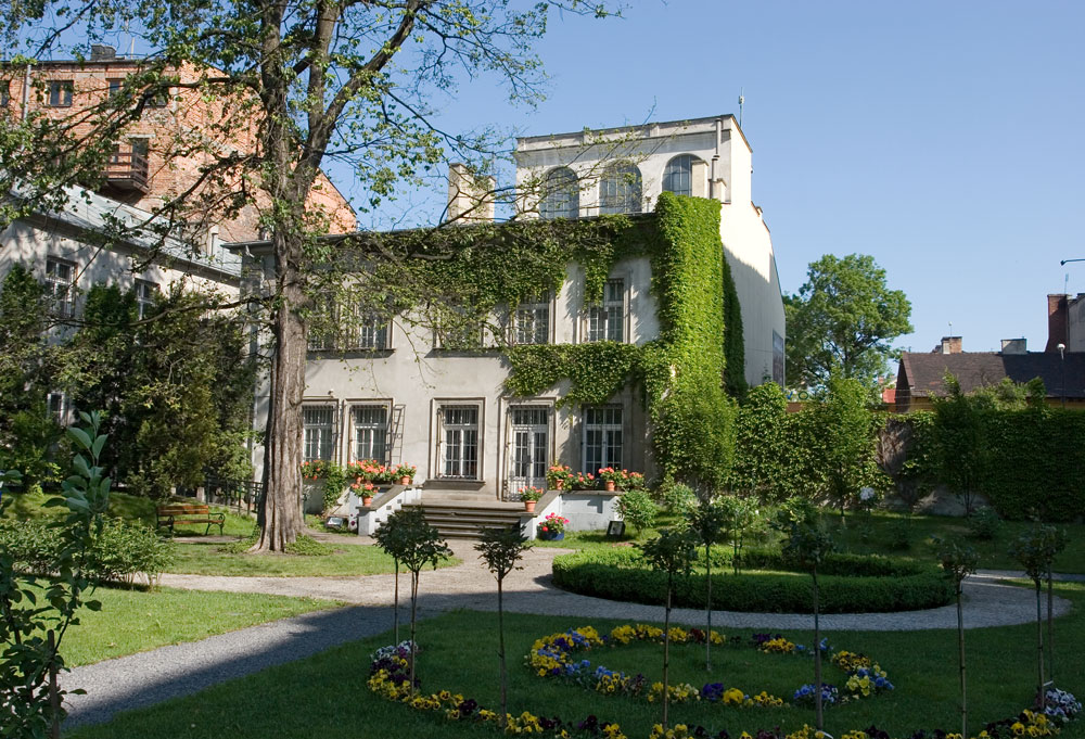 Dom Józefa Mehoffera (oddział Muzeum Narodowego w Krakowie) od strony ogrodu, źródło: MNK, fot. Paweł Czernicki