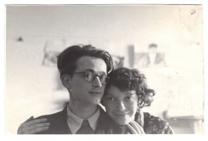 Autoportret fotograficzny z żoną, 1954 rok, źródło: Fundacja Andrzeja Wróblewskiego