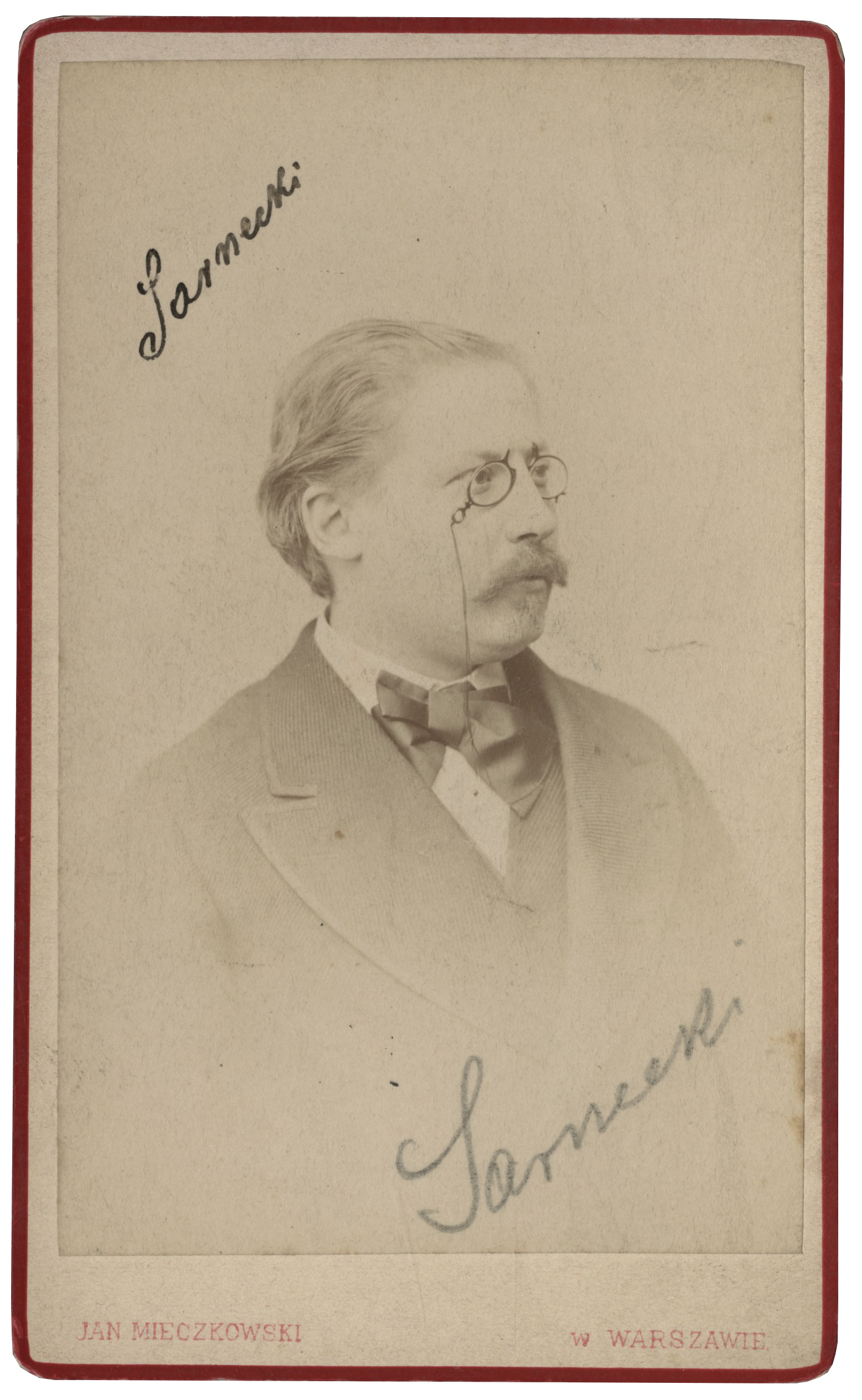 Fotografia portretowa przedstawiająca Zygmunta Sarneckiego ok. 1888 roku, źródło: Małopolska Biblioteka Cyfrowa