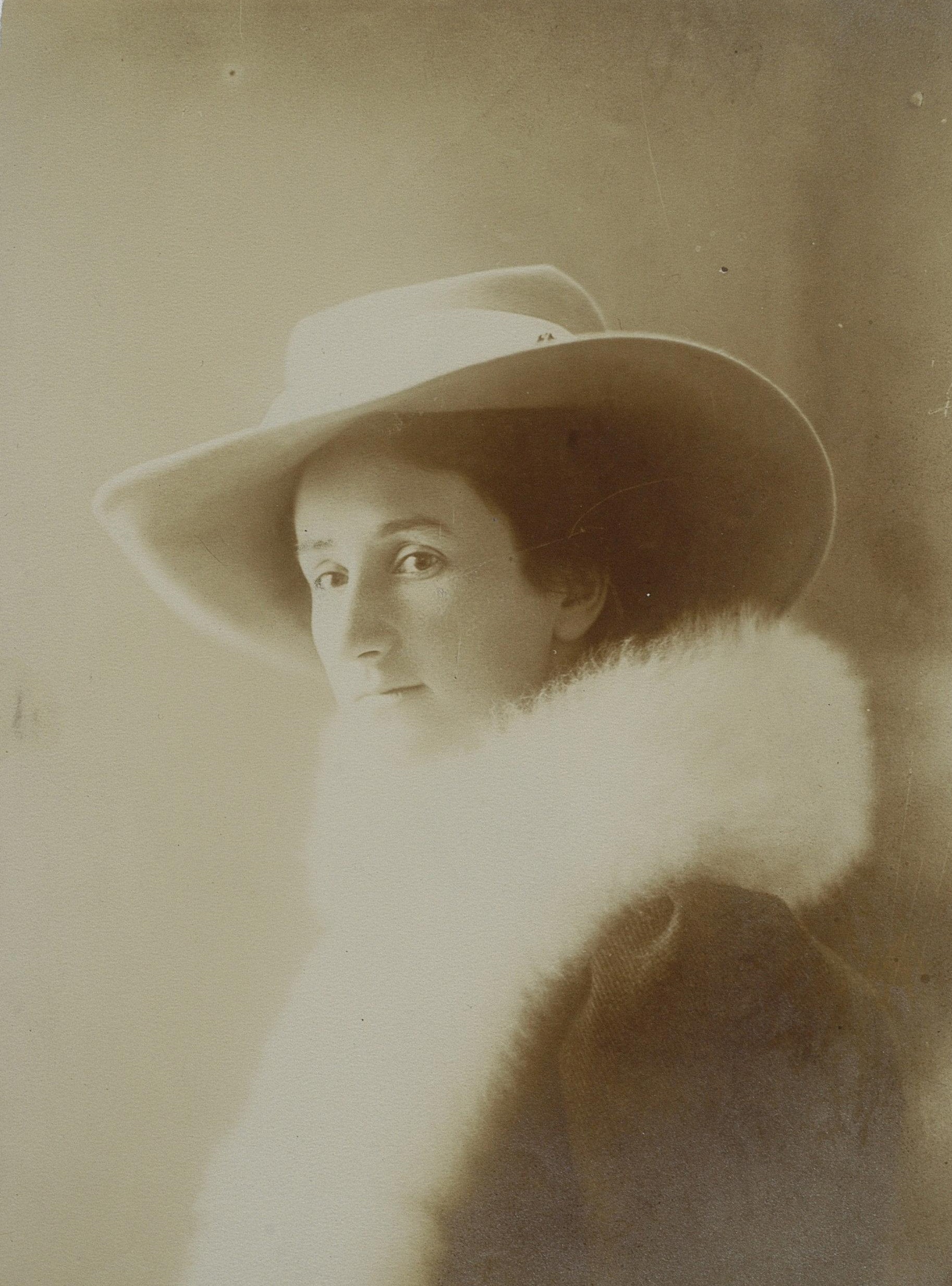 Portret Marii Płonowskiej, 1911 rok, źródło: Polona Portret Marii Płonowskiej, 1911 rok, źródło: Polona